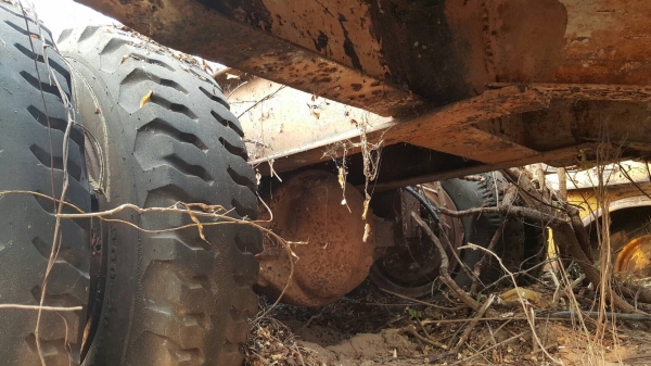 ขาย หางโรเบท 2 เพลา ไม่มีทะเบียน ยาว 8 เมตร รวมท้ายลาด กว้าง 2.80 เมตร ราคาต่อรองได้ครับ