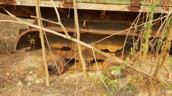 ขายตามสภาพ หางเซมิดั้ม 2 เพลา ยาว 7.50 เมตร ชุดกระบอกดั้มอยู่ครบ เอกสารเล่มทะเบียนครบพร้อมชุดโอน ราคาต่อรองได้ ขายตามสภาพ หางเซมิดั้ม 2 เพลา ยาว 7.50 เมตร ชุดกระบอกดั้มอยู่ครบ เอกสารเล่มทะเบียนครบพร้อมชุดโอน ราคาต่อรองได้