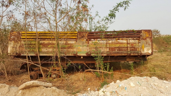 ขายตามสภาพ หางเซมิดั้ม 2 เพลา ยาว 7.50 เมตร ชุดกระบอกดั้มอยู่ครบ เอกสารเล่มทะเบียนครบพร้อมชุดโอน ราคาต่อรองได้ ขายตามสภาพ หางเซมิดั้ม 2 เพลา ยาว 7.50 เมตร ชุดกระบอกดั้มอยู่ครบ เอกสารเล่มทะเบียนครบพร้อมชุดโอน ราคาต่อรองได้