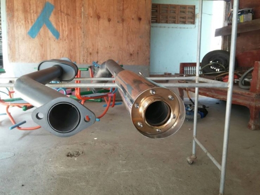 ส่งต่อท่อ HKS ของใหม่ ใส่รถ Toyota 111 หรือ Hitalk