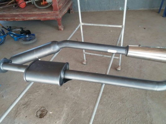 ส่งต่อท่อ HKS ของใหม่ ใส่รถ Toyota 111 หรือ Hitalk ส่งต่อท่อ HKS ของใหม่ ใส่รถ Toyota 111 หรือ Hitalk