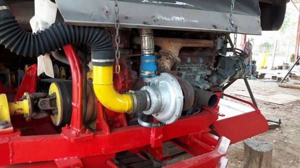 ขายรถเกี่ยวข้าวศักดิ์พัฒนา เครื่องhino jo8c 250เทอร์โบว์ ช่วงล่างดี ระบบอุ้มปรับระดับ พร้อมลงงาน ขายรถเกี่ยวข้าวศักดิ์พัฒนา เครื่องhino jo8c 250เทอร์โบว์ ช่วงล่างดี ระบบอุ้มปรับระดับ พร้อมลงงาน