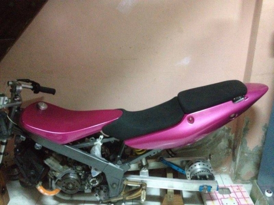 ขายยกคัน LSสีชมพู สภาพok มีเอกสาร หาปั้มบน-ล่าง คาร์บู วงล้อยางใส่วิ่งใด้เลย  ราคา8000บาท โทร0924462525โส กทม