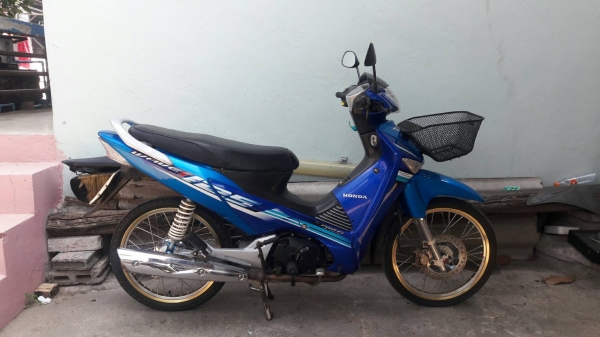 ขายเวฟ125iมีทะเบียนโอนได้