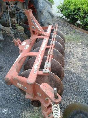 ผานพรวน6x24"ตราช้าง246f ใส่รุ่น47,50 แรง สวยๆเดิมๆ ลูกปืนดี  ใบเต็ม โครงดี