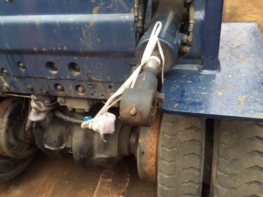 แหล่งรวมรถโฟลค์ลิฟท์งาเทฮิ้งค์ฟอร์คภาคตะวันออกงาเทงากระดกได้สำหรับตักยางก้อนยางถ้ายยางพาราและขี้ยาง แหล่งรวมรถโฟลค์ลิฟท์งาเทฮิ้งค์ฟอร์คภาคตะวันออกงาเทงากระดกได้สำหรับตักยางก้อนยางถ้ายยางพาราและขี้ยาง