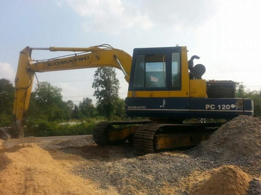 ขายรถขุด แบคโค KOMATSU PC120-3 ช่วงล่างดี เอวแน่น รถสภาพพร้อมใช้งาน สนใจโทร 090-8588220คุณนะ 093-3258446คุณบิว หรือเข้าดูสินค้าอื่นๆได้ที่ www.truck.in.th/498 หรือเพจFacebook ณรงค์ ซื้อขายรถมือสอง (เว็บไซต์ส่วนตัว) หรือFacebook คุณนะ รถบรรทุก