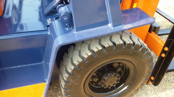 ขายรถยก TOYOTA 5FG20 เครื่องเบนซิน 5k เสาสูง 3 เมตร ยกได้ 2 ตัน เกียร์ธรรมดา สนใจติดต่อ 089-7949488