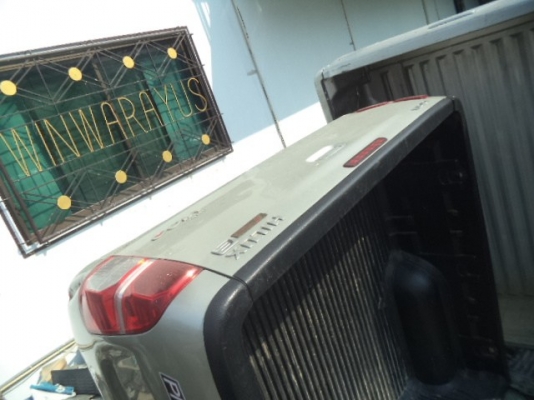 ขายกะบะวีโก้ 4ประตู สภาพดี