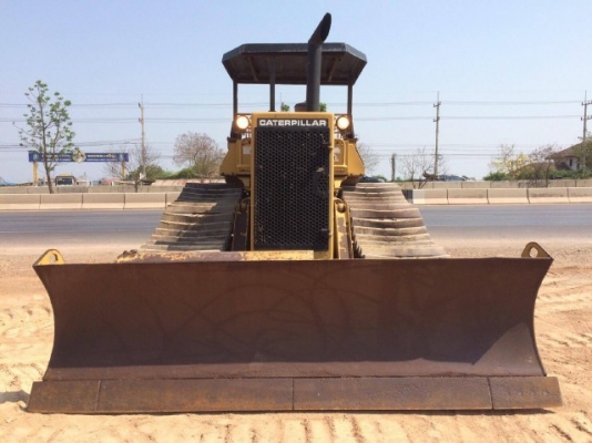 ขายรถดันดิน CAT D4H ทำงาน 9XX ชม. สภาพสวยพร้อมใช้ นำเข้าจากญี่ปุ่น มีVDOการทำงานครับ ขายรถดันดิน CAT D4H ทำงาน 9XX ชม. สภาพสวยพร้อมใช้ นำเข้าจากญี่ปุ่น มีVDOการทำงานครับ