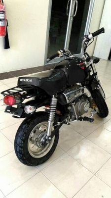 ขายกอลิล่าสีดำ เครื่อง125CC ขายกอลิล่าสีดำ เครื่อง125CC