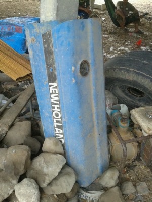 ขายรถคีบอ้อยฟอร์ด T5 คีบหลัง เสื้อและอุปกรณ์อย่างอื่นยังอยู่ครบ สภาพพร้อมลุย เครื่องดี เกียร์ดี เอกสารสัญญาซื้อขาย