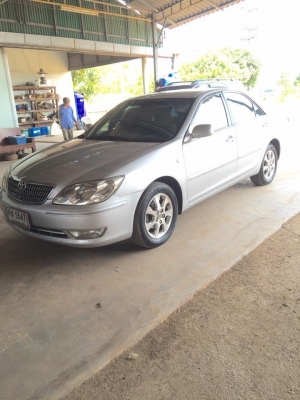 Camry 2.0. Auto. ปี 04. ไม่เคยติดแก้ส. รถสวยพร้อมใช้