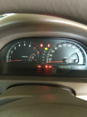 Camry 2.0. Auto. ปี 04. ไม่เคยติดแก้ส. รถสวยพร้อมใช้