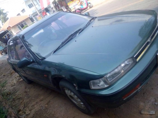 "ขาย Accord ตาเพชร เกียร์ ธรรมดา พร้อมใช้งาน ราคาไม่แพงครับ"