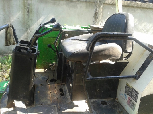 ขายรถแบคโฮ MITSUBICHI 30 ราคา 160000 ขายรถแบคโฮ MITSUBICHI 30 ราคา 160000