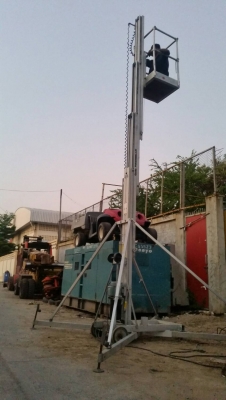 ขาย - กระเช้า แมนลิฟต์ GENIC 330LBS แบบเข็น อะลูมิเนียม สูง 12 เมตร ขากางออก ถอดเก็บได้ใช้ไฟฟ้า 100/200V