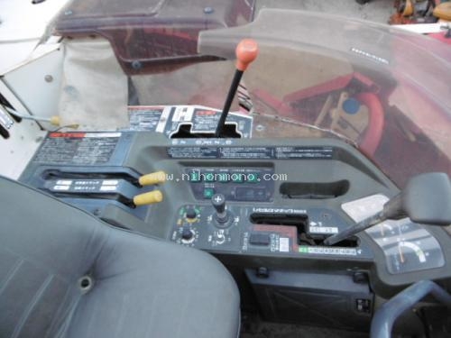 รถเกี่ยวข้าวนั่งขับ  MITSUBISHI   MC320G รหัสสินค้า : 80803496 ติดต่อ Tel.086-8150487  www.nihonmono.com