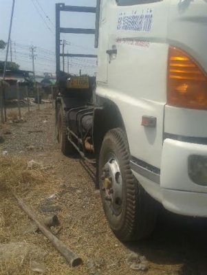 ต้องการขายรถบรรทุกหัวลากถูกครับ