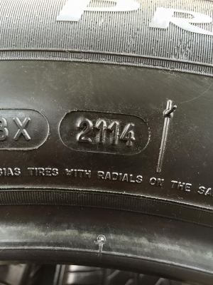 ขายยาง MICHELIN PRIMACY 3st 215-60-17 ปี14 ดอกหนา ยางนิ่ม สภาพสวย ใช้งานได้อีกยาวๆ ชุดละ 5,500 บาท