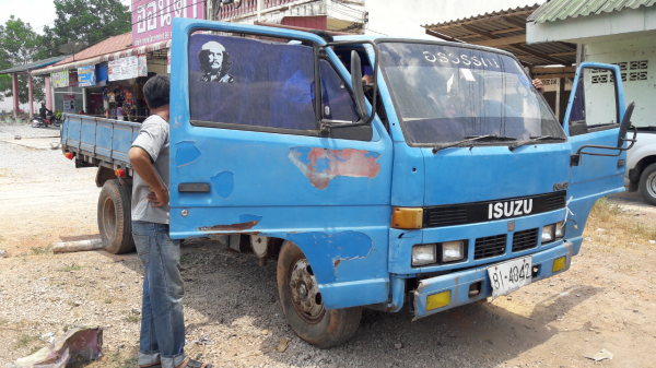 ISUZU NKR 110 แรงม้า เครื่องดี คัสซีสวย ทะเบียนพร้อมโอน ISUZU NKR 110 แรงม้า เครื่องดี คัสซีสวย ทะเบียนพร้อมโอน