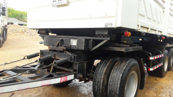 ขายหางพ่วงดัมพ์สามมิตร 3 เพลาแท้ปี 2555 จดทะเบียนปี 2557 ราคา 600000 ขายหางพ่วงดัมพ์สามมิตร 3 เพลาแท้ปี 2555 จดทะเบียนปี 2557 ราคา 600000