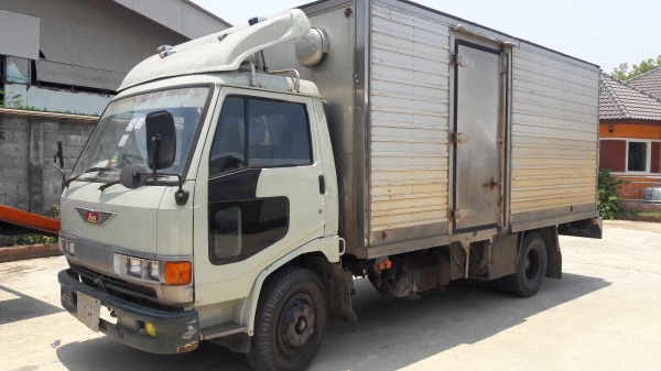 HINO  เครื่องดี คัสซีสวย ทะเบียน ยาง เต็ม