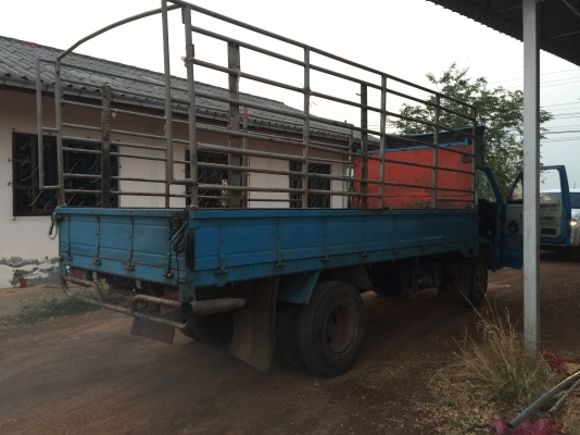 Isuzu nkr110แรง เกียรยาว หัวไม่ยก เล่มพร้อม Isuzu nkr110แรง เกียรยาว หัวไม่ยก เล่มพร้อม