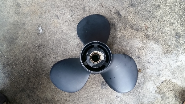 ขายใบพัดเรือSOLAS พิท12 ใส่เครื่องyamaha40แรง