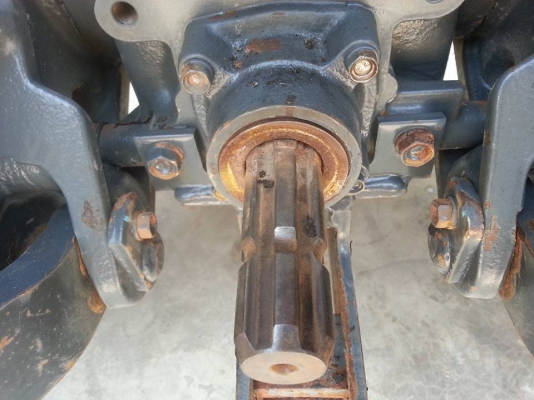 ูโบต้า L4708 4 WD ใบมีดตราช้าง ทำงาน 813 ชั่วโมง เล่มทะเบียนพร้อม จด ต.ค.2556