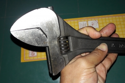 ขายประแจเลื่อนทาปาเรียขนาด15" TAPARIA Made in India.