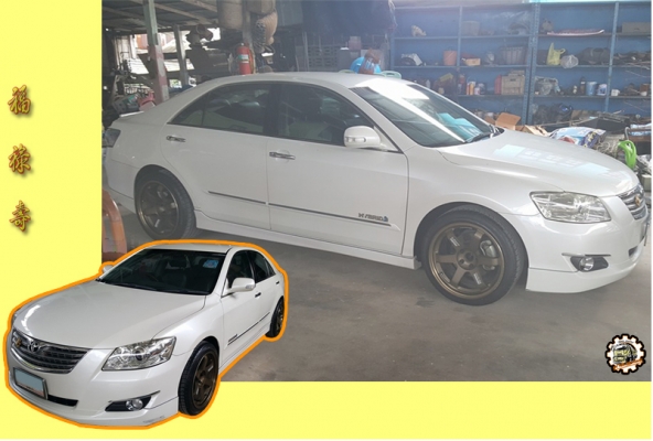 สวัสดีดีปีใหม่ไทย ขอให้ ทุกๆท่าน มีความสุข สมหวังทุกประการ และขอให้เดินทางปลอดภัย ตลอด เทศกาลสงกรานต์นี้ ด้วย เทอญ