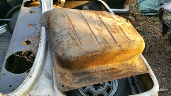 ถ้งน้ำมัน bmw 2002 1602