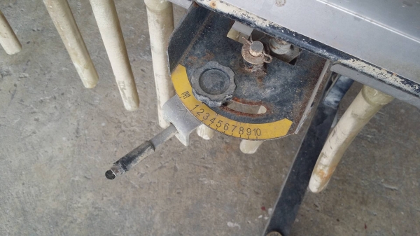 เครื่องหยอดปุ๋ย TAISHO รุ่น PX-1700  เก่าญี่ปุ่น ขนาดยาว 140 cm. กว้าง 37 cm. ใช้สำหรับติดท้ายรถไถ