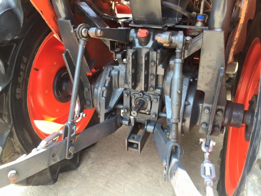 ขายรถไถKubota L3408 (4WD) พร้อมใบมีดหน้า และผานพรวน รถพร้อมใช้งาน