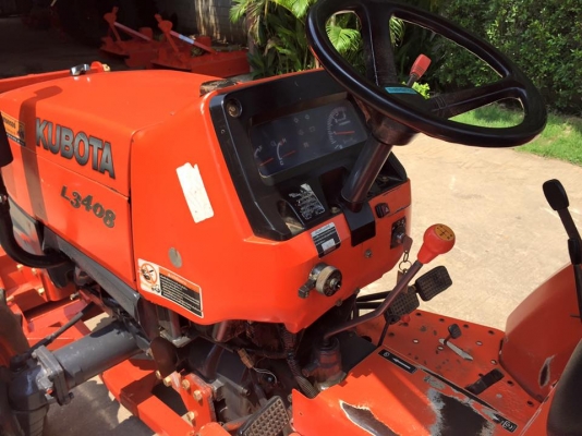 ขายรถไถKubota L3408 (4WD) พร้อมใบมีดหน้า และผานพรวน รถพร้อมใช้งาน