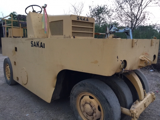 ขายด่วนรถบดหน้าเหล็กหลังยางขนาด4ตัน DYNAPAC SG15C รถใช้งานได้ ขายตามสภาพ