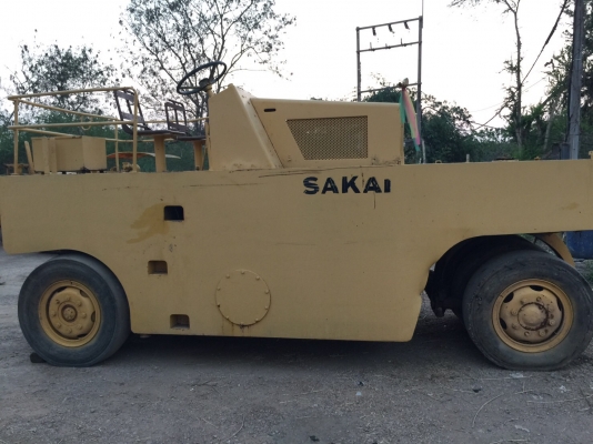 ขายด่วนรถบดหน้าเหล็กหลังยางขนาด4ตัน DYNAPAC SG15C รถใช้งานได้ ขายตามสภาพ