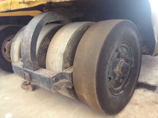 ขายด่วนรถบดหน้าเหล็กหลังเหล็กขนาด3.5ตัน Inger solland DD35 รถใช้งานได้ ขายตามสภาพ