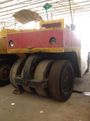 ขายด่วนรถบดหน้าเหล็กหลังเหล็กขนาด3.5ตัน Inger solland DD35 รถใช้งานได้ ขายตามสภาพ