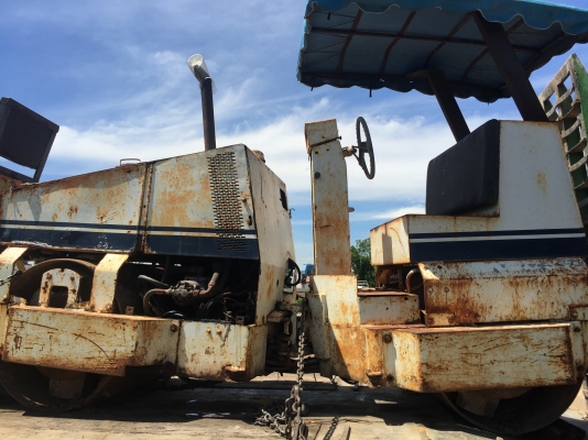 ขายด่วนรถบดหน้าเหล็กหลังเหล็กขนาด3.5ตัน Inger solland DD35 รถใช้งานได้ ขายตามสภาพ