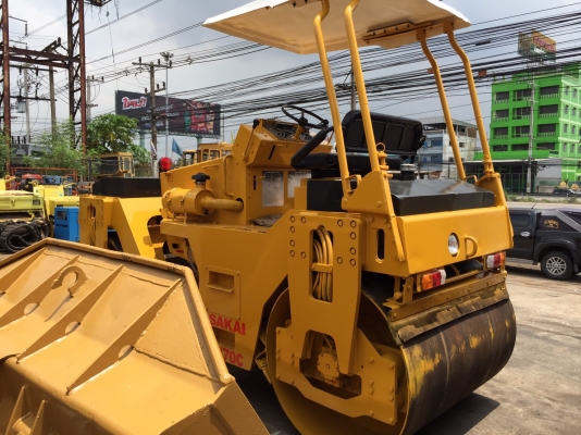 ขายด่วนรถบด2ล้อเหล็กสั่นหน้าสั่นหลังขนาด8ตันSAKAI SW70C ตรวจเช็คพร้อมใช้ทำสี เล่มทะเบียน