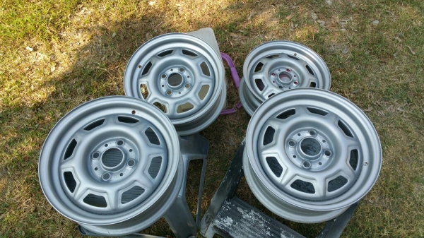 ล้อกะทะ bmw 2002 1602 e21 e30