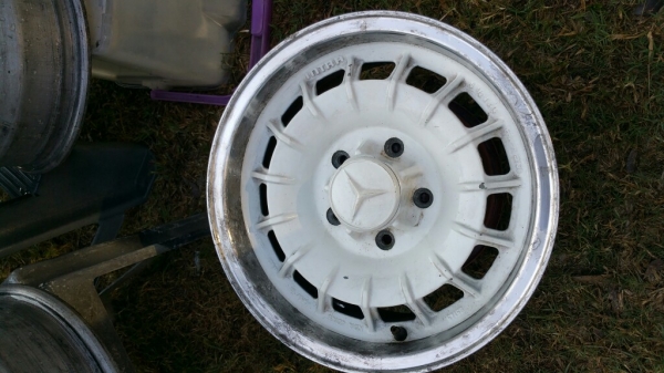 ล้อแมกซ์ mercerdes benz w114 w115 w123 w107