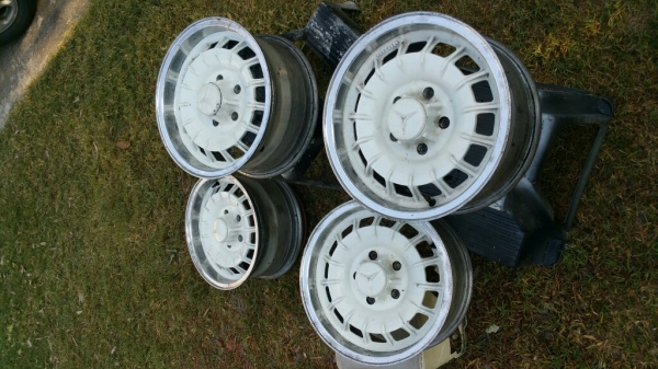 ล้อแมกซ์ mercerdes benz w114 w115 w123 w107