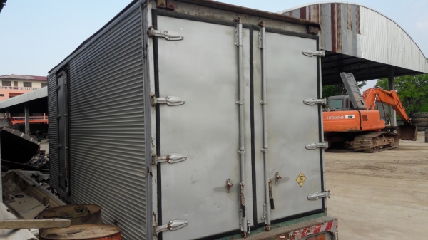 ตู้แห้ง สภาพสมบูรณ์พร้อมใช้ ราคาต่อรองได้