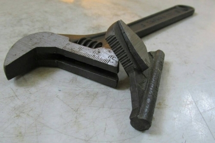 ขายประแจเลื่อนทาปาเรียรุ่นเก่าสลับปากได้ขนาด10" TAPARIA Made in India.