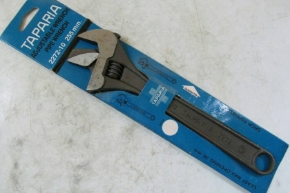 ขายประแจเลื่อนทาปาเรียรุ่นเก่าสลับปากได้ขนาด10" TAPARIA Made in India.