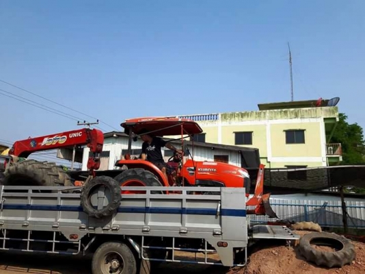 ปัญญาแทรคเตอร์..จัดมาให้ครับ ด่วน!!!คูโบต้า L3608 พร้อมใบมีดคานล่าง พร้อมผาน6 ตราช้าง22&times;6รถไร่สีเดิมๆ