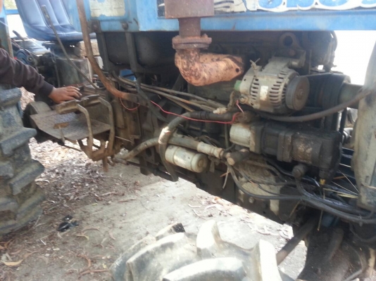 รถไถแชมป์384SLX - เครื่อง3สูบ - ไม่มีอุปกรณ์ - 2เพลา - พวงมาลัยเพาเวอร์